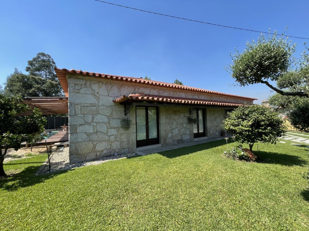 O Celeiros Villa Freixo  Exteriör bild